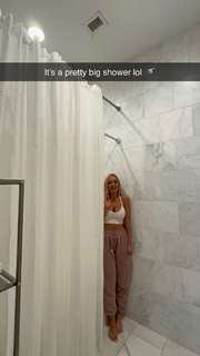 Abby Rao feet photo 16