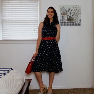 Abby Shapiro feet photo thumbnail