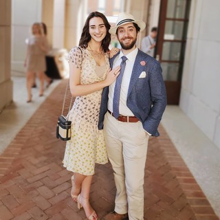 Abby Shapiro feet photo thumbnail