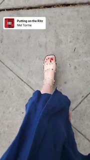 Abby Shapiro feet photo thumbnail