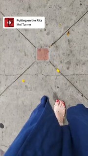 Abby Shapiro feet photo thumbnail