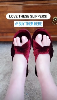 Abby Shapiro feet photo thumbnail