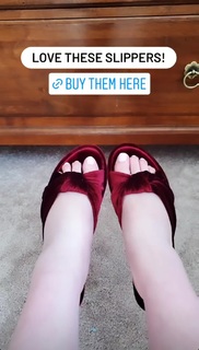 Abby Shapiro feet photo thumbnail