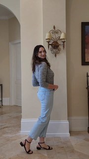 Abby Shapiro feet photo thumbnail