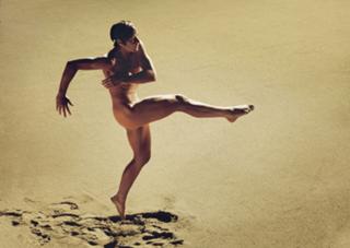 Abby Wambach feet photo 9