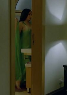 Abeer Sabry feet photo thumbnail