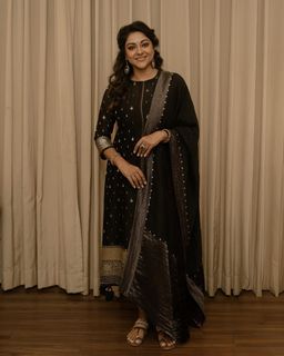 Abhirami feet photo 2