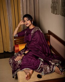 Abhirami feet photo 4