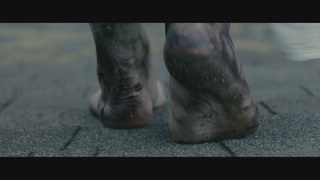 Abigail Breslin feet photo thumbnail