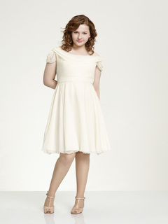 Abigail Breslin feet photo thumbnail