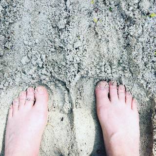 Abigail Hawk feet photo 18