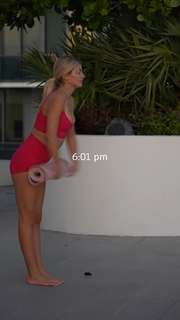 Abigail Lutz feet photo thumbnail