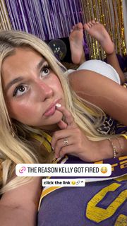 Abigail Lutz feet photo thumbnail