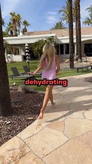 Abigail Lutz feet photo 10