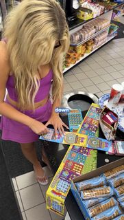 Abigail Lutz feet photo 12