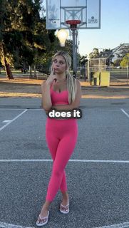 Abigail Lutz feet photo 1