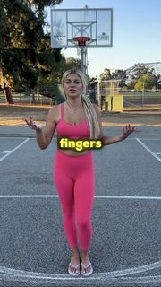 Abigail Lutz feet photo 19