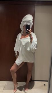 Abigail Lutz feet photo 1