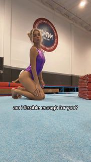 Abigail Lutz feet photo 4