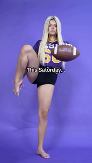 Abigail Lutz feet photo 8