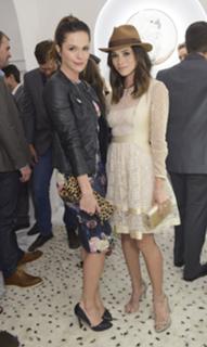Abigail Spencer feet photo thumbnail