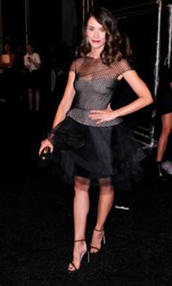 Abigail Spencer feet photo thumbnail