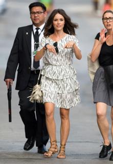 Abigail Spencer feet photo thumbnail