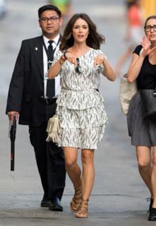 Abigail Spencer feet photo thumbnail