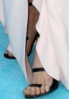 Abigail Spencer feet photo thumbnail
