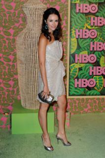 Abigail Spencer feet photo thumbnail