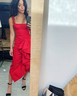 Abigail Spencer feet photo thumbnail