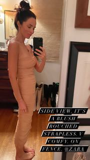 Abigail Spencer feet photo thumbnail