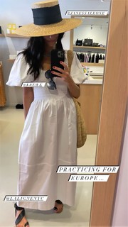 Abigail Spencer feet photo thumbnail