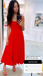 Abigail Spencer feet photo thumbnail