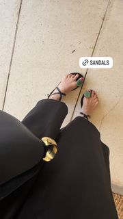 Abigail Spencer feet photo thumbnail