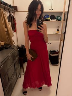 Abigail Spencer feet photo 3