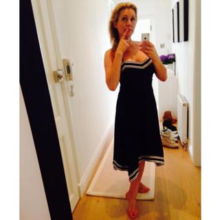 Abigail Titmuss feet photo thumbnail