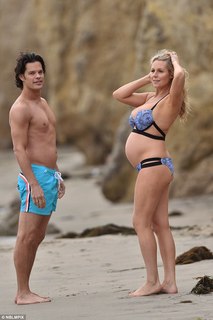 Abigail Titmuss feet photo thumbnail