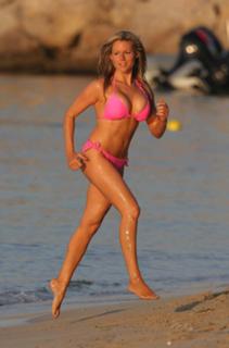 Abigail Titmuss feet photo thumbnail