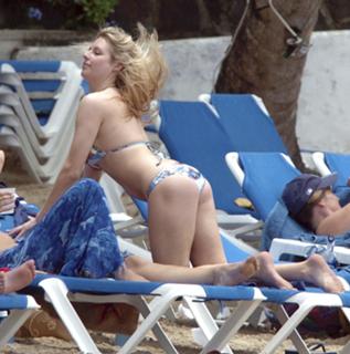 Abigail Titmuss feet photo thumbnail