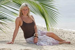 Abigail Titmuss feet photo thumbnail