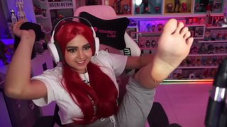 Abril Abdamari Garza Alonso feet photo thumbnail