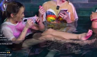 Abril Abdamari Garza Alonso feet photo thumbnail