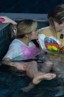 Abril Abdamari Garza Alonso feet photo thumbnail