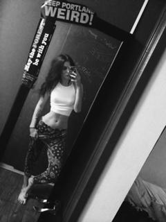 Acacia Brinley feet photo 1