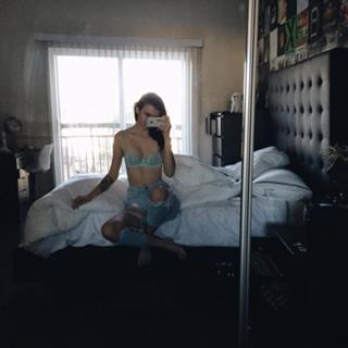 Acacia Brinley feet photo 3