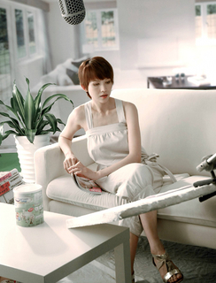 Ada Choi feet photo 2