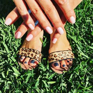 Ada Nicodemou feet photo 7
