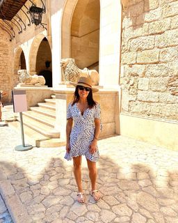 Ada Nicodemou feet photo 1