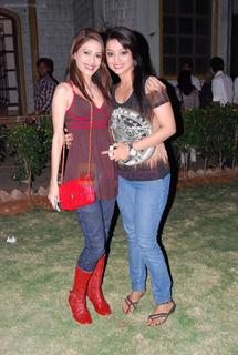 Adaa Khan feet photo 6